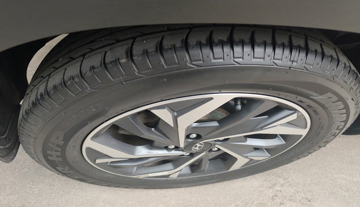 2021 Hyundai Creta SX (O) AT 1.5 DIESEL, Diesel, Automatic, 66,059 km, tyre