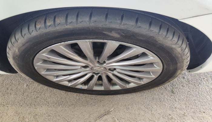 2016 Maruti Ciaz ZDI+ SHVS, Diesel, Manual, 1,03,771 km, tyre