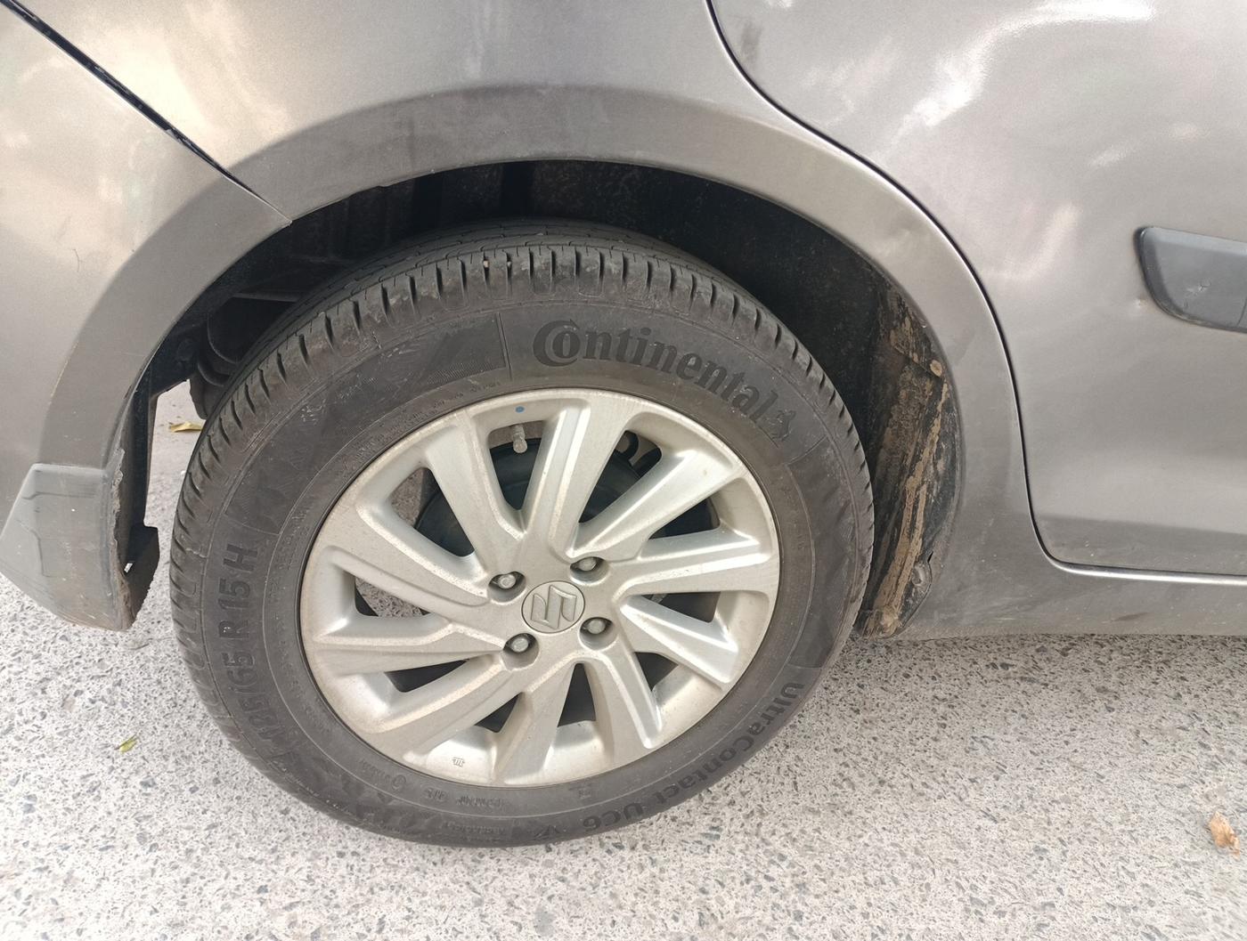 2015 Maruti Swift Dzire ZDI, Diesel, Manual, 1,41,206 km, tyre