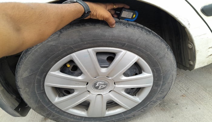 2010 Maruti Swift VDI, Diesel, Manual, 97,943 km, tyre