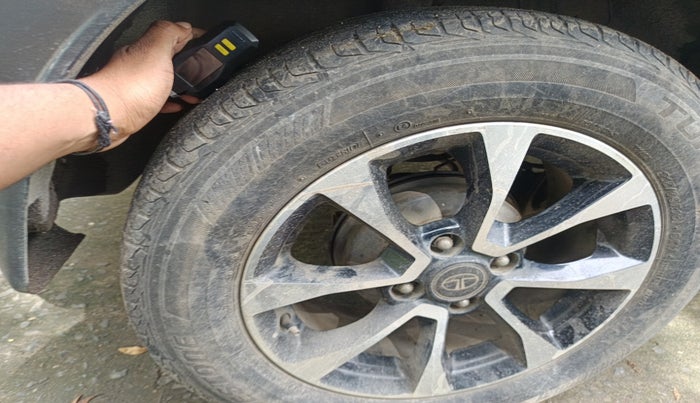 2021 Tata NEXON XZA PLUS DIESEL, Diesel, Automatic, 67,363 km, tyre