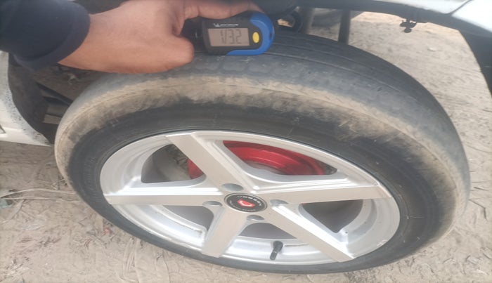 2014 Maruti Alto K10 VXI, Petrol, Manual, 1,16,590 km, tyre