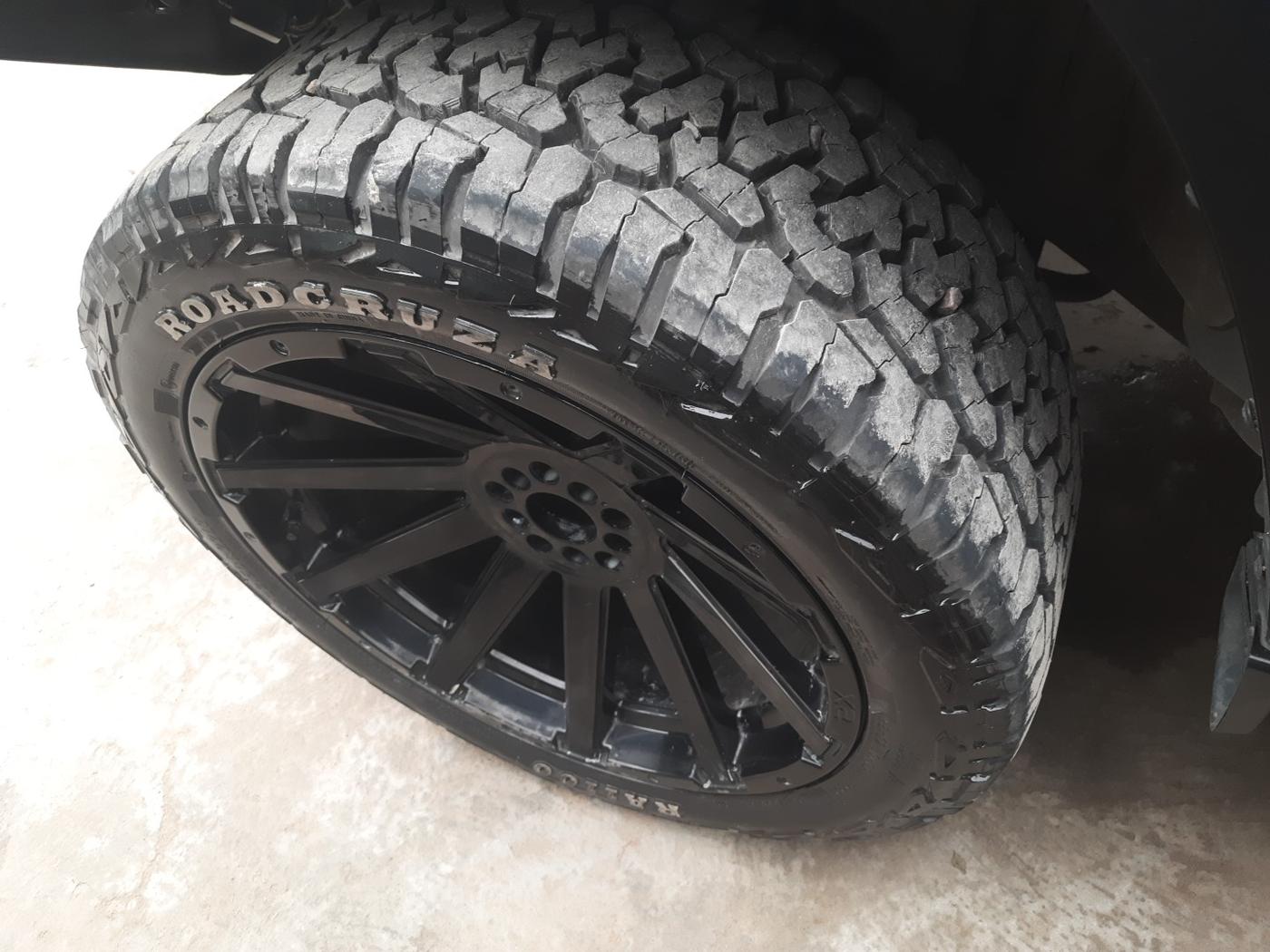 2021 Mahindra Thar LX PETROL HT 4WD AT, Petrol, Automatic, 68,880 km, tyre