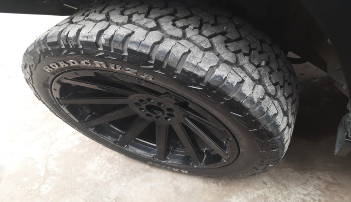 2021 Mahindra Thar LX PETROL HT 4WD AT, Petrol, Automatic, 68,880 km, tyre