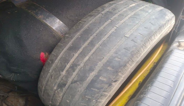 2017 Hyundai Elite i20 MAGNA EXECUTIVE 1.2, Petrol, Manual, 80,815 km, tyre