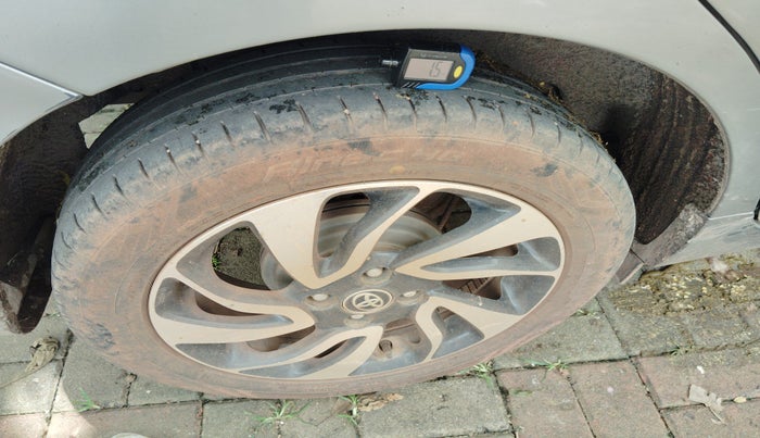 2021 Toyota Glanza V CVT, Petrol, Automatic, 48,621 km, tyre