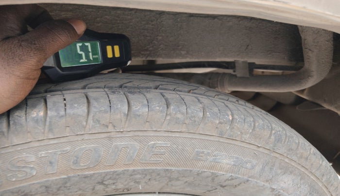 2012 Maruti Alto LXI, Petrol, Manual, 37,740 km, tyre