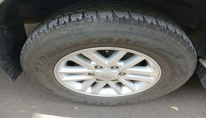 2014 Toyota Fortuner 3.0 4X2 MT, Diesel, Manual, 1,52,965 km, tyre