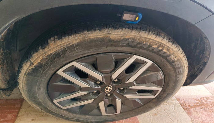 2022 Hyundai VENUE SX 1.0 TURBO IMT, Petrol, Manual, 16,027 km, tyre