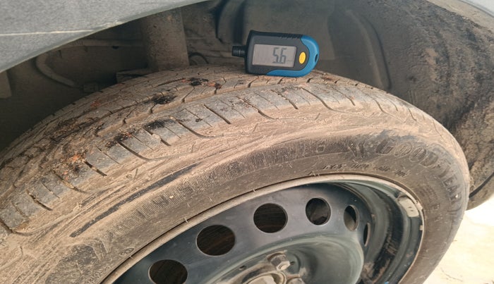 2018 Tata NEXON XM PETROL, Petrol, Manual, 69,510 km, tyre