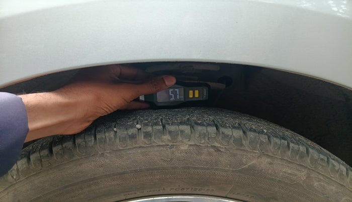 2025 Maruti Ertiga ZXI+ AT SHVS, Petrol, Automatic, 6,102 km, tyre