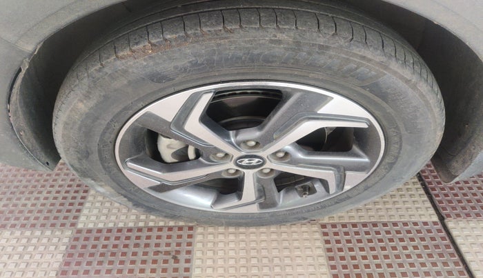 2018 Hyundai Creta SX (O) 1.6 DIESEL, Diesel, Manual, 90,126 km, tyre