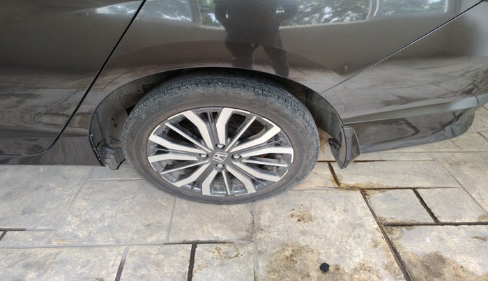 2019 Honda City 1.5L I-VTEC VX, Petrol, Manual, 44,346 km, tyre