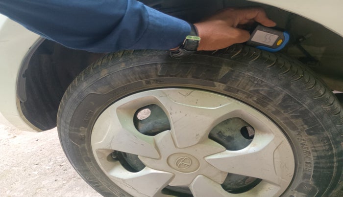 2023 Tata TIGOR XZ CNG, Petrol, Manual, 24,833 km, tyre