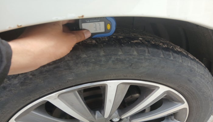 2022 Maruti Ciaz ALPHA  AT 1.5 SHVS PETROL, Petrol, Automatic, 43,963 km, tyre