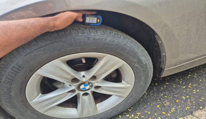 2012 BMW 3 Series 320d, Diesel, Automatic, 69,402 km, tyre