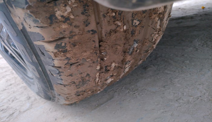 2024 Tata Harrier ADVENTURE PLUS DARK EDITION, Diesel, Manual, 41,920 km, tyre