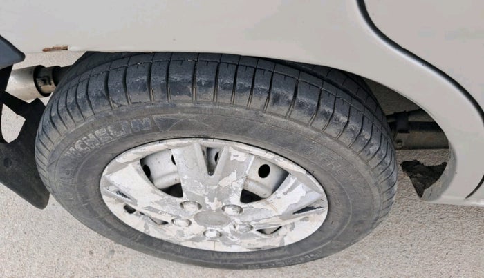 2011 Maruti Alto LXI, Petrol, Manual, 85,166 km, tyre