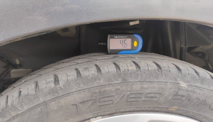 2021 Tata Tiago XT PETROL, Petrol, Manual, 24,512 km, tyre