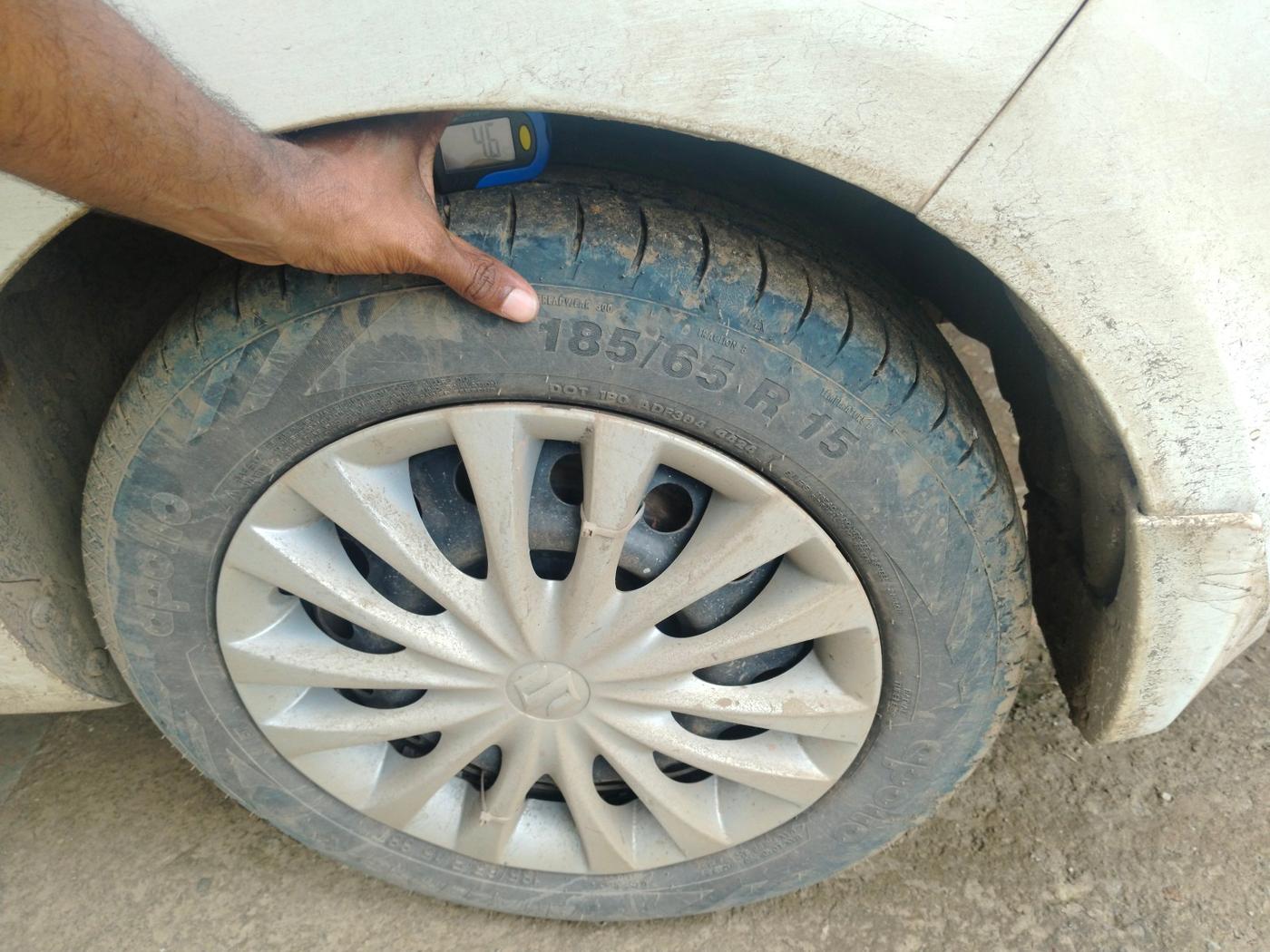 2014 Maruti Ertiga VDI, Diesel, Manual, 2,23,058 km, tyre