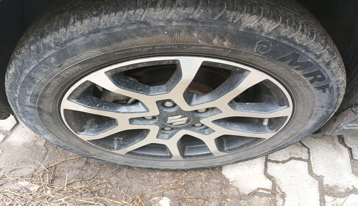 2022 Maruti XL6 ALPHA PLUS AT, Petrol, Automatic, 37,377 km, tyre