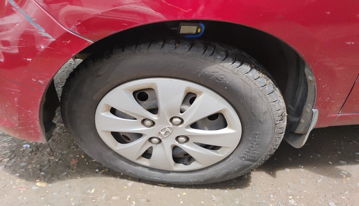 2012 Hyundai i10 MAGNA 1.1, Petrol, Manual, 17,781 km, tyre