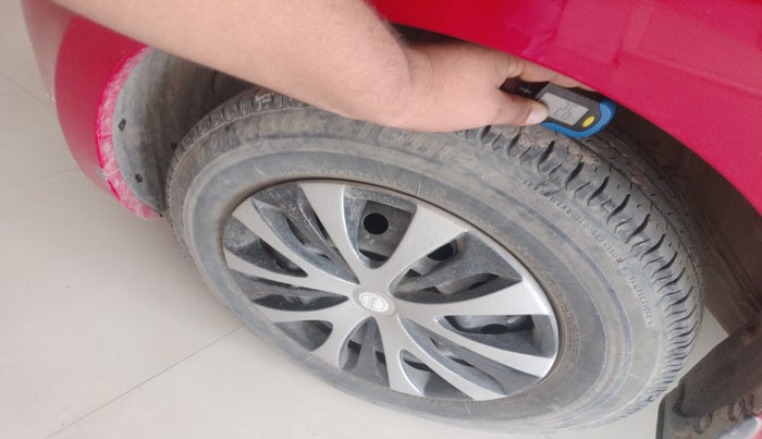 2021 Maruti Swift VXI AMT, Petrol, Automatic, 37,250 km, tyre