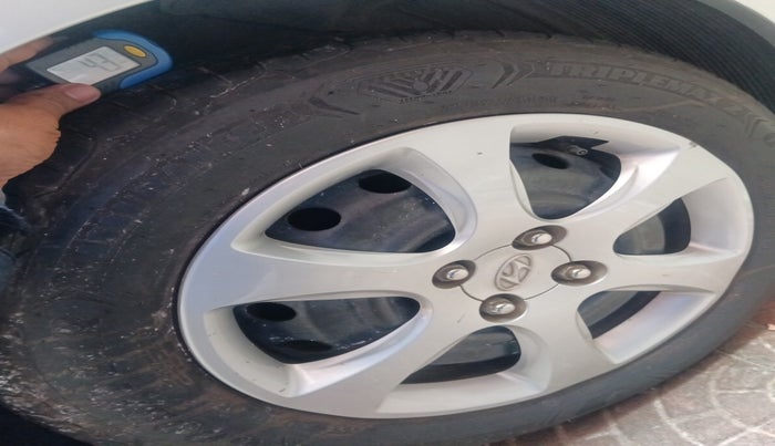 2012 Hyundai Verna FLUIDIC 1.6 VTVT EX, Petrol, Manual, 7,865 km, tyre