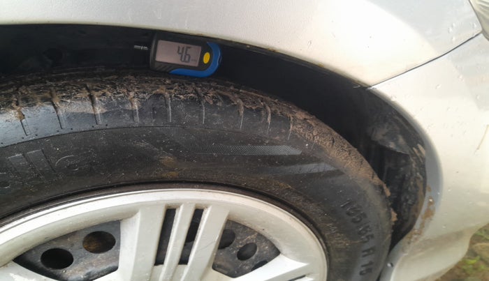 2010 Honda City 1.5L I-VTEC S MT, Petrol, Manual, 1,08,442 km, tyre