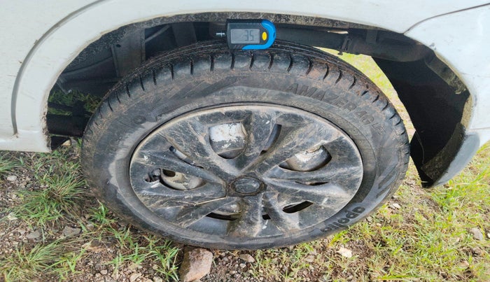 2011 Maruti Alto K10 LXI, Petrol, Manual, 1,04,073 km, tyre