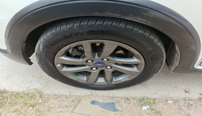 2021 Ford FREESTYLE TITANIUM PLUS 1.5 DIESEL, Diesel, Manual, 84,113 km, tyre
