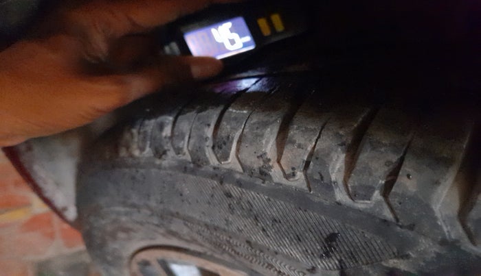 2017 Maruti Dzire ZXI PLUS AMT, Petrol, Automatic, 34,558 km, tyre