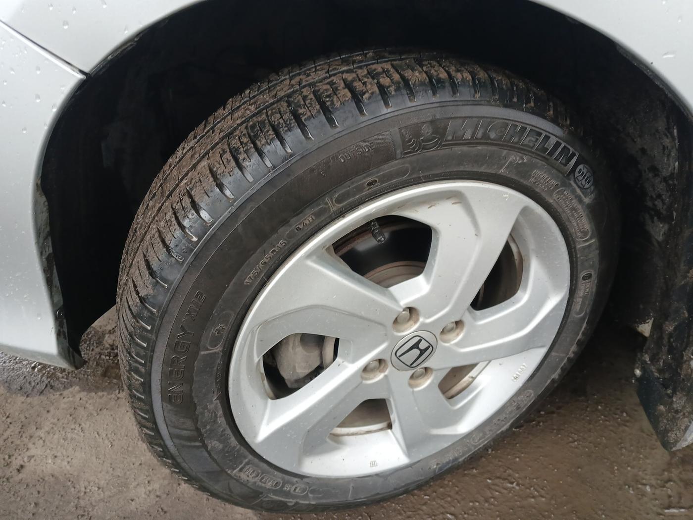2016 Honda City 1.5L I-DTEC VX, Diesel, Manual, 74,156 km, tyre