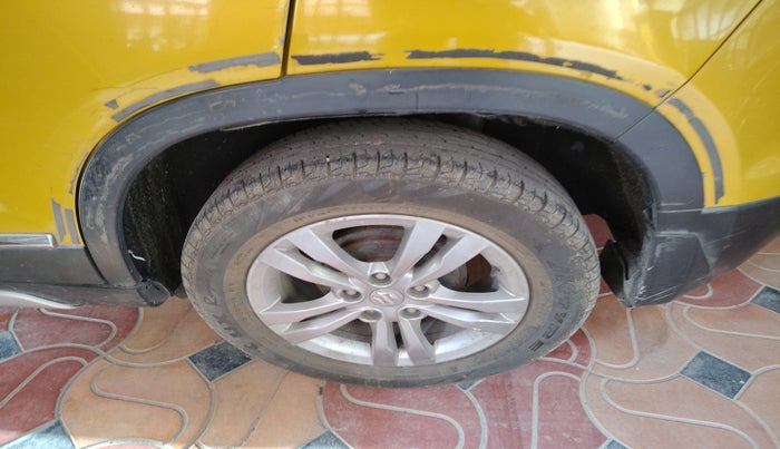 2017 Maruti Vitara Brezza ZDI PLUS DUAL TONE, Diesel, Manual, 1,44,574 km, tyre