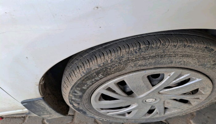 2015 Maruti Celerio VXI, Petrol, Manual, 64,000 km, tyre