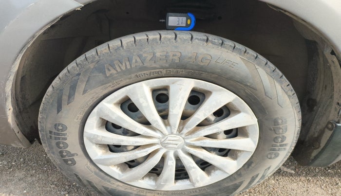 2016 Maruti Swift Dzire VXI, Petrol, Manual, 81,949 km, tyre