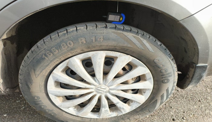 2016 Maruti Swift Dzire VXI, Petrol, Manual, 81,949 km, tyre