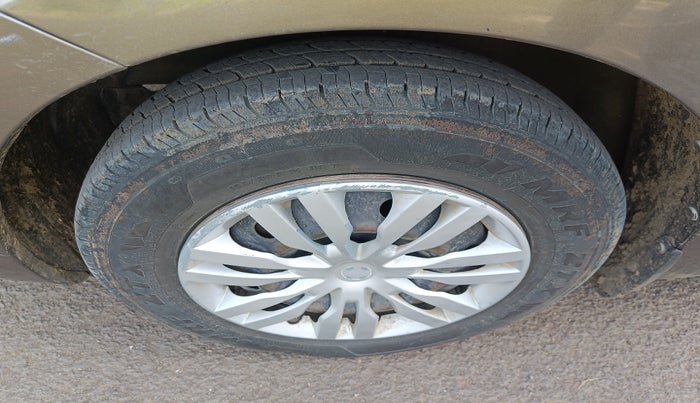 2019 Maruti Dzire VDI, Diesel, Manual, 1,09,504 km, tyre
