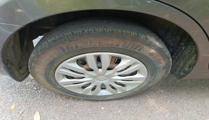 2019 Maruti Dzire VDI, Diesel, Manual, 1,09,504 km, tyre