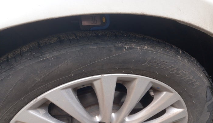 2015 Maruti Ciaz ZDI, Diesel, Manual, 1,15,370 km, tyre