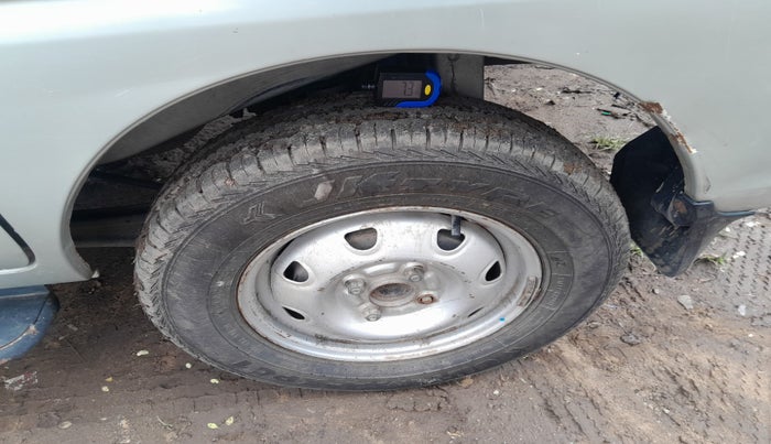 2015 Maruti Eeco 5 STR WITH A/C+HTR, Petrol, Manual, 1,38,967 km, tyre