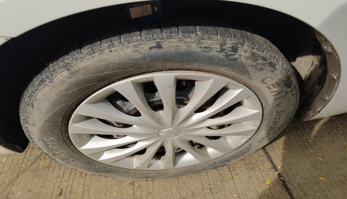 2016 Maruti Ciaz VXI+, Petrol, Manual, 39,062 km, tyre