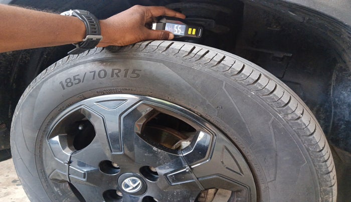 2021 Tata PUNCH ACCOMPLISHED MT, Petrol, Manual, 35,597 km, tyre