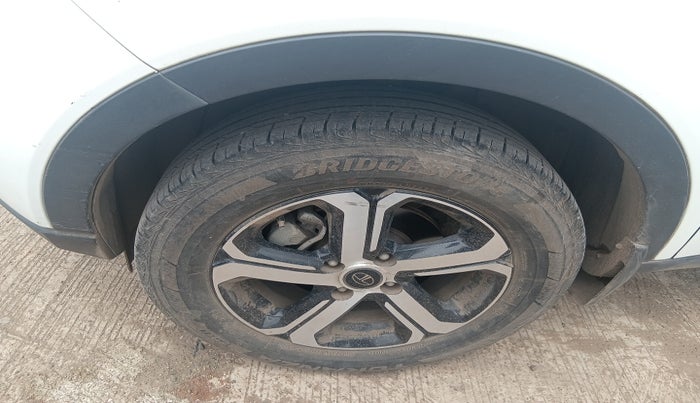 2022 Tata NEXON XZ PLUS PETROL, Petrol, Manual, 23,709 km, tyre