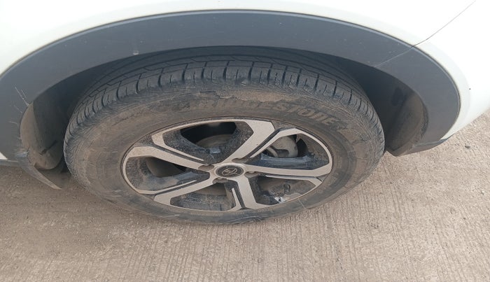 2022 Tata NEXON XZ PLUS PETROL, Petrol, Manual, 23,709 km, tyre