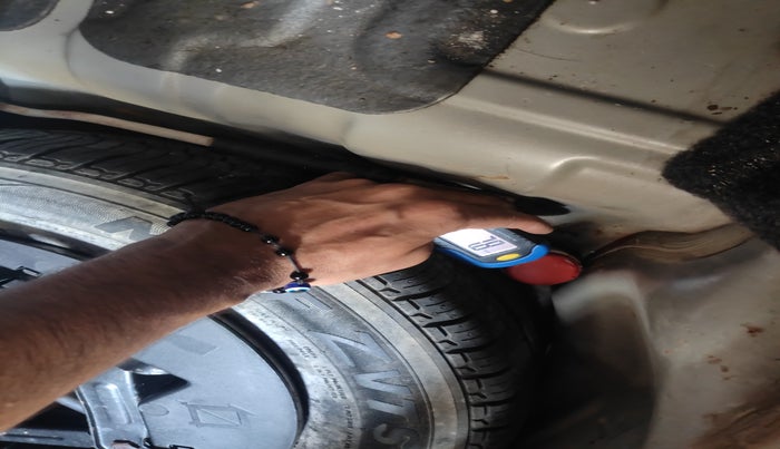 2016 Mahindra Kuv100 K2 6 STR, Petrol, Manual, 27,797 km, tyre