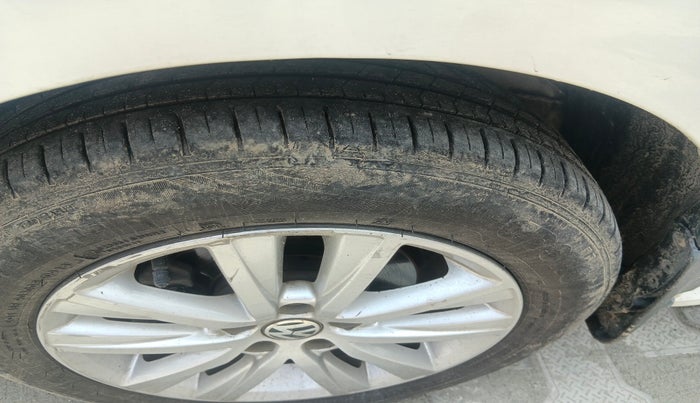 2016 Volkswagen Polo GT TSI AT, Petrol, Automatic, 67,807 km, tyre