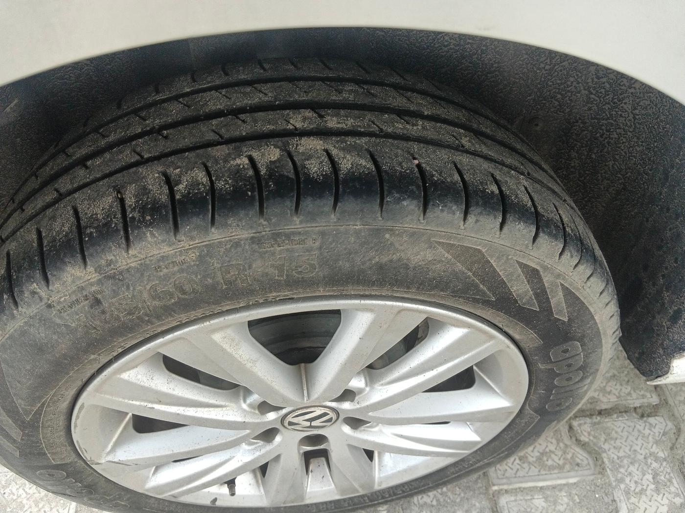 2016 Volkswagen Polo GT TSI AT, Petrol, Automatic, 67,807 km, tyre