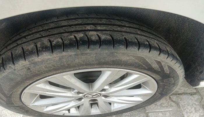 2016 Volkswagen Polo GT TSI AT, Petrol, Automatic, 67,807 km, tyre