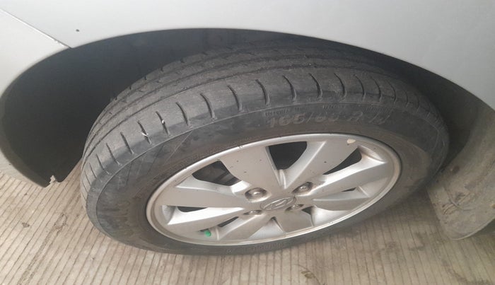 2014 Hyundai Xcent S 1.2, Petrol, Manual, 95,267 km, tyre